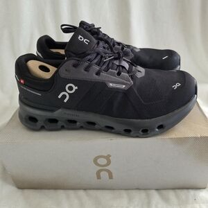 On Cloudrunner 2 Waterproof Running Shoe Sneaker Magnet Black Men US Size 10 NIB